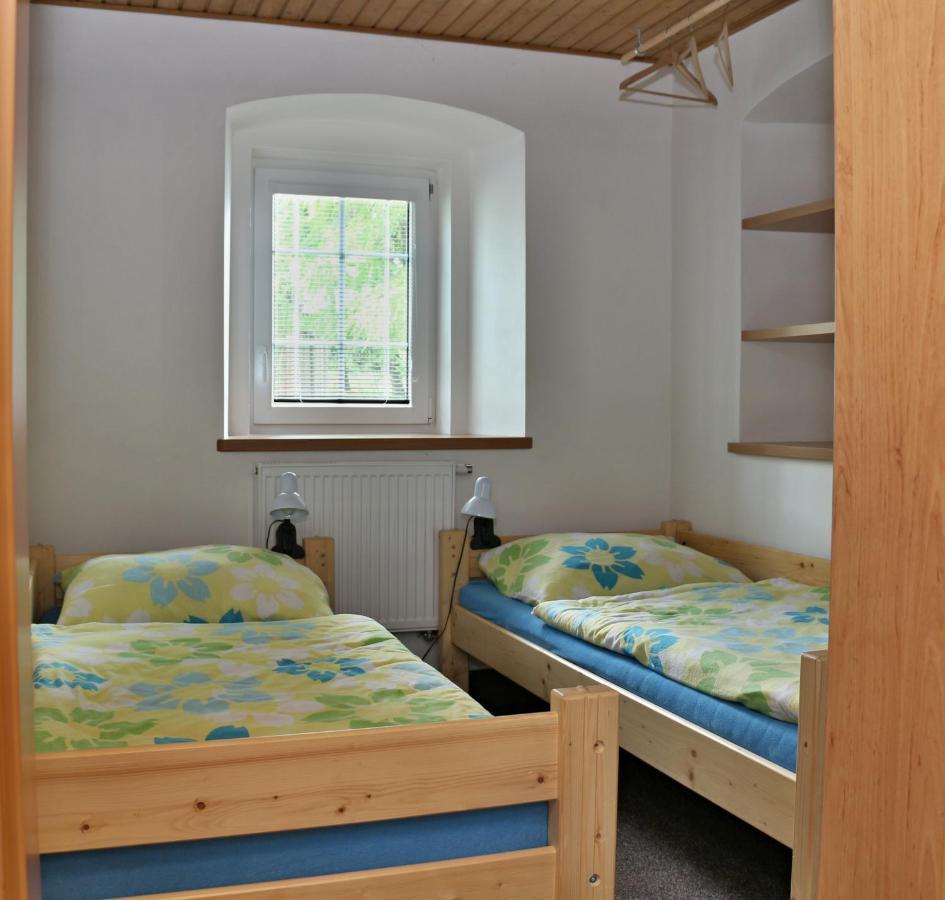 Chaloupka Slamenka Villa Loučná pod Klínovcem Eksteriør billede